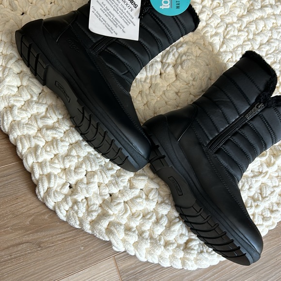 NWT Totes waterproof fur-lined boots - Picture 7 of 8